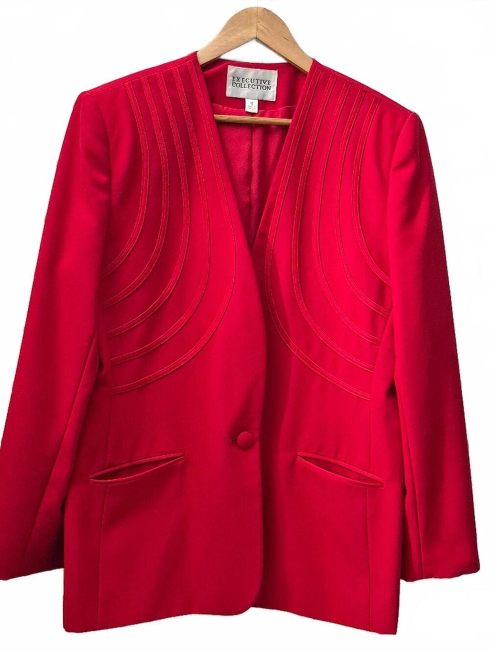 Executive Collection Vintage 80s Women’s Red Collarless Blazer Piping Detail Siz